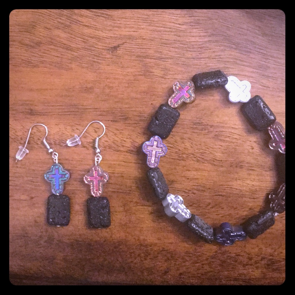 Handmade bracelet and earrings